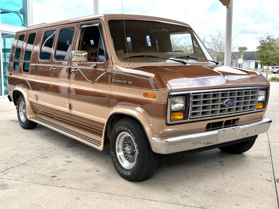 1987 Ford Econoline Van - Image 4 of 21