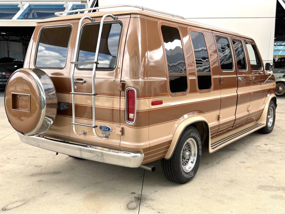 1987 Ford Econoline Van - Image 6 of 21