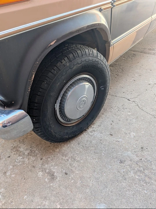 1987 Ford Econoline Van - Image 7 of 10