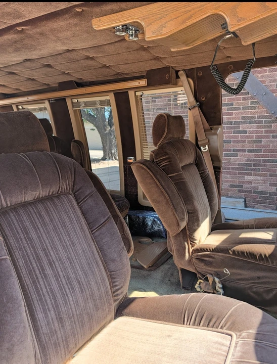 1987 Ford Econoline Van - Image 5 of 10