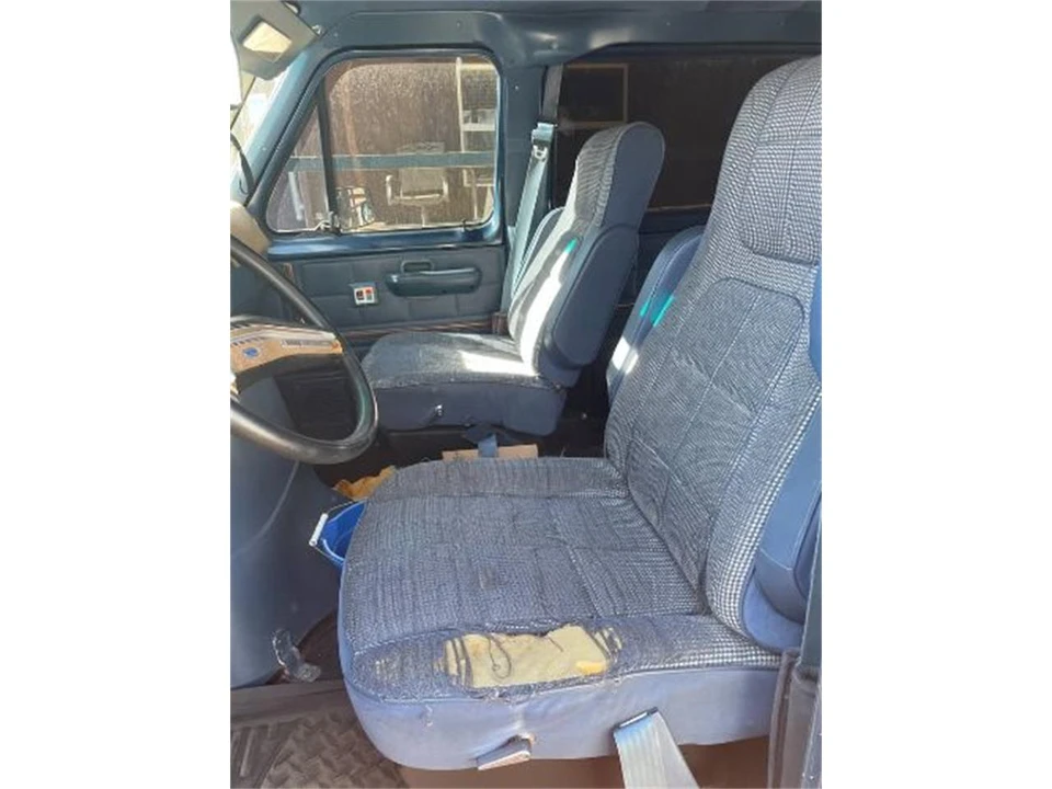 1987 Ford Econoline Van - Image 8 of 21