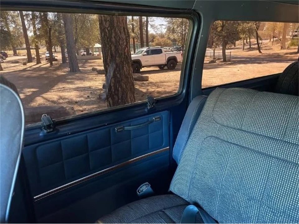 1987 Ford Econoline Van - Image 9 of 21