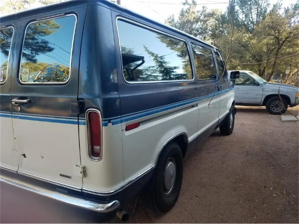 1987 Ford Econoline Van - Image 20 of 21