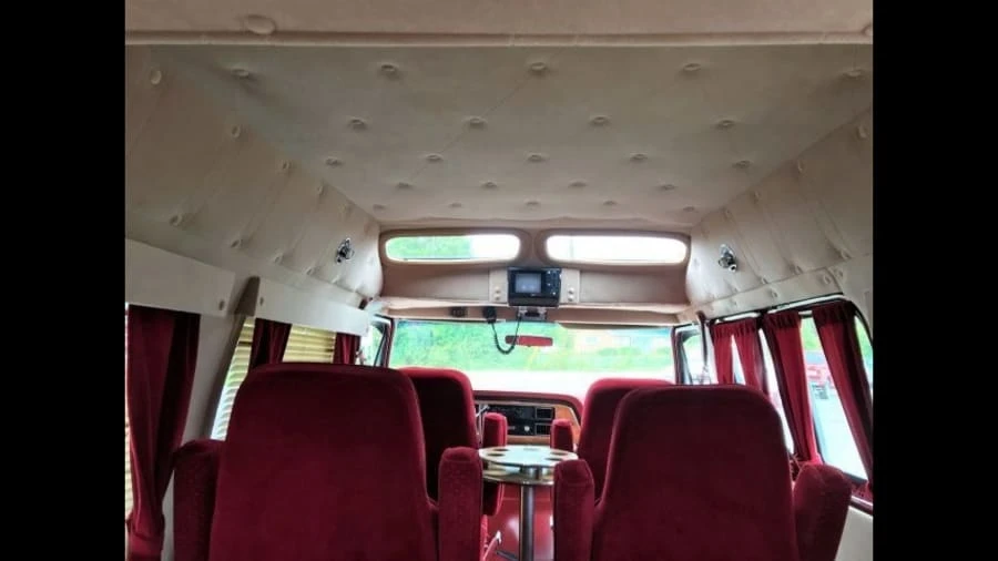 1987 Ford Econoline Van - Image 7 of 10