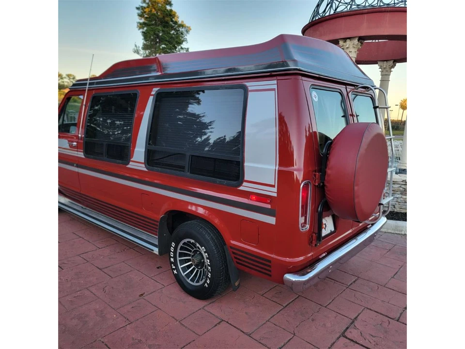 1987 Ford Econoline Van - Image 15 of 31