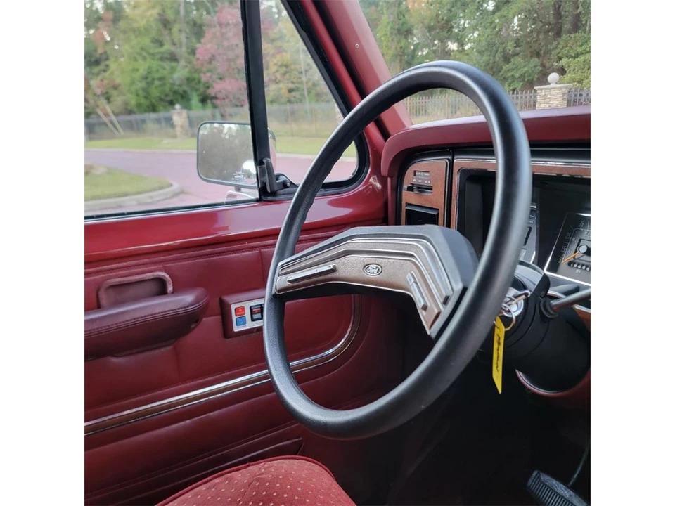 1987 Ford Econoline Van - Image 26 of 31