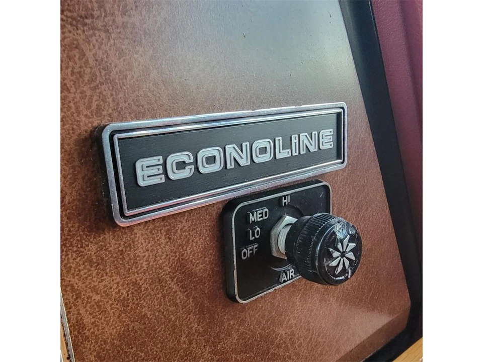 1987 Ford Econoline Van - Image 29 of 31