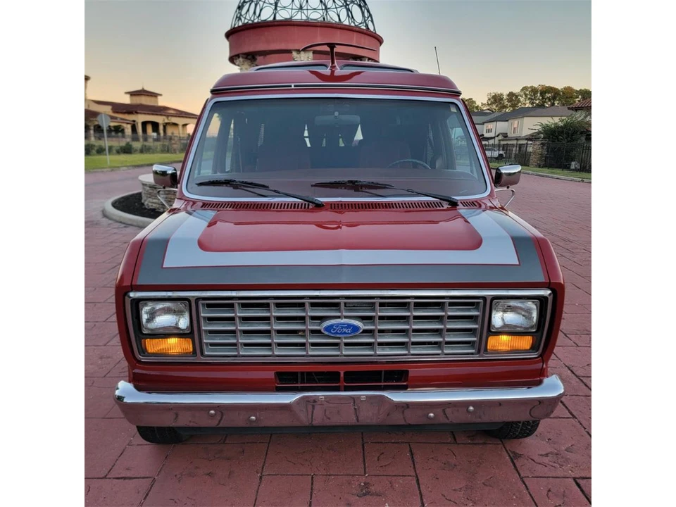 1987 Ford Econoline Van - Image 5 of 31
