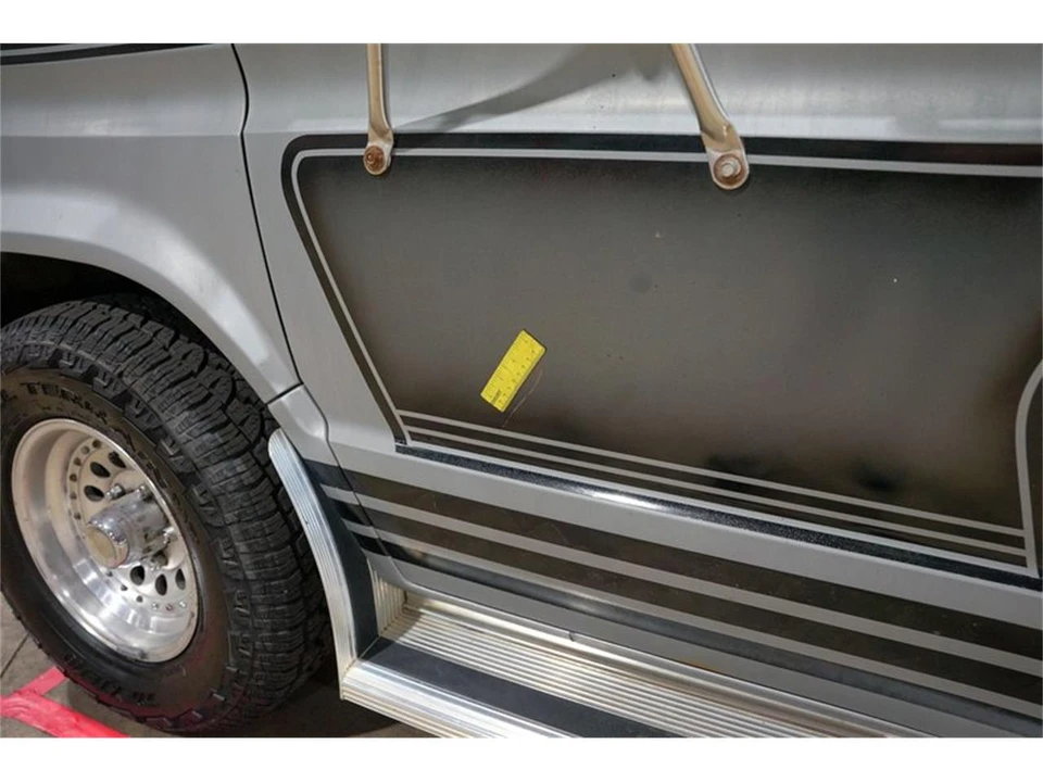 1987 Ford Econoline Van - Image 31 of 31
