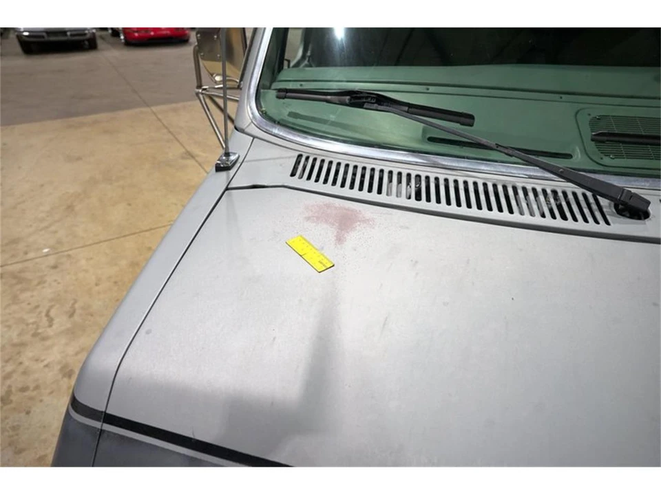 1987 Ford Econoline Van - Image 28 of 31