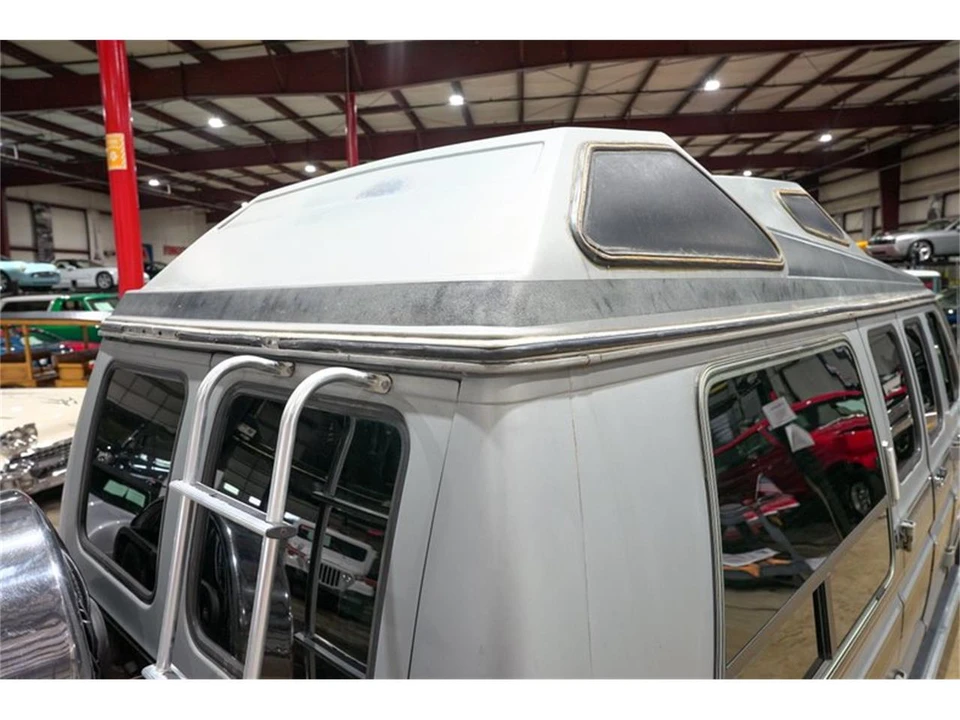 1987 Ford Econoline Van - Image 20 of 31