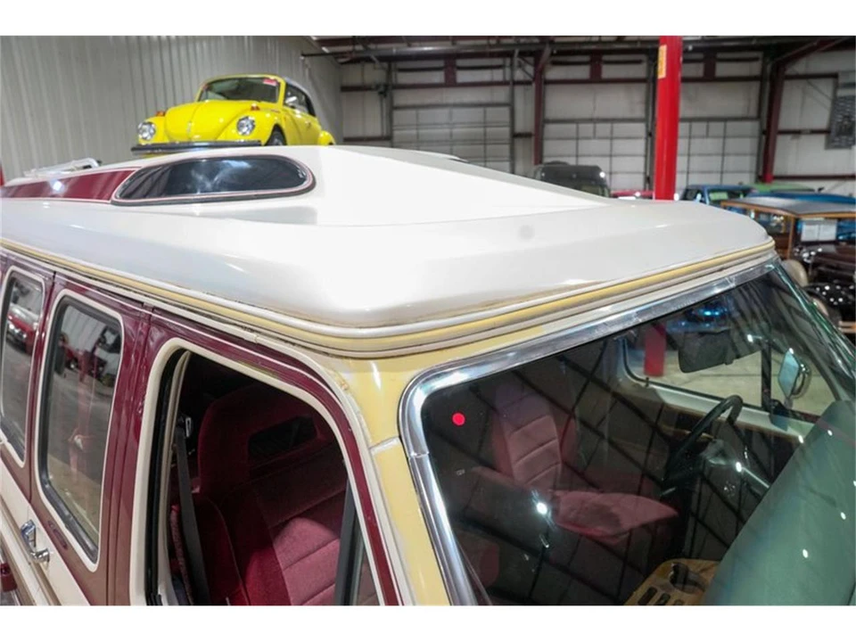 1987 Ford Econoline Van - Image 19 of 31
