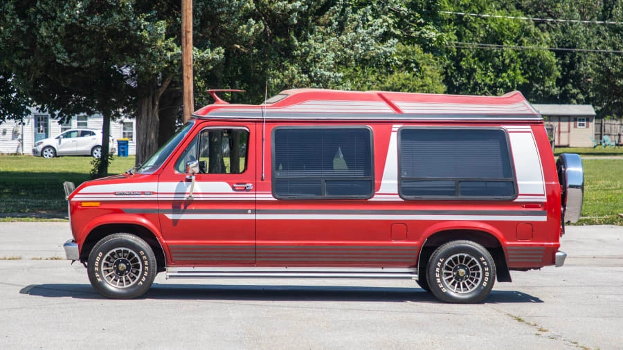 1987 Ford Econoline Van - Image 2 of 12