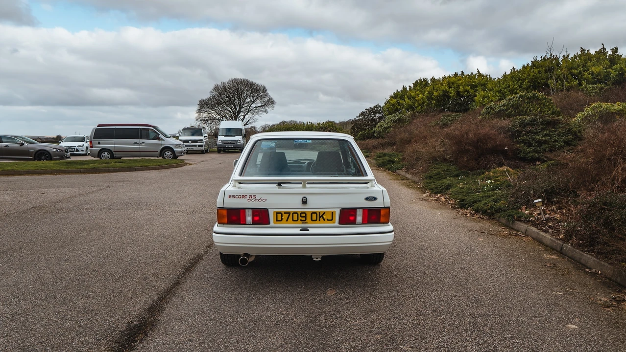 1987 Ford Escort - Image 6 of 31