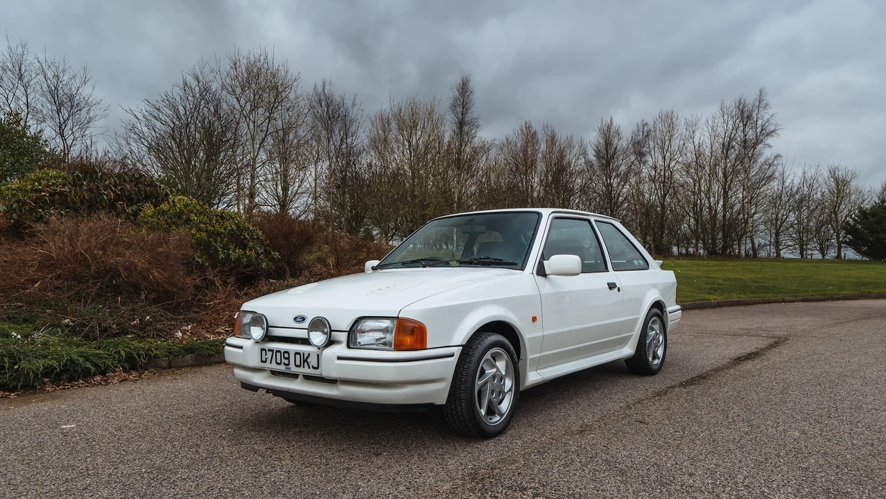 1987 Ford Escort - Image 10 of 31