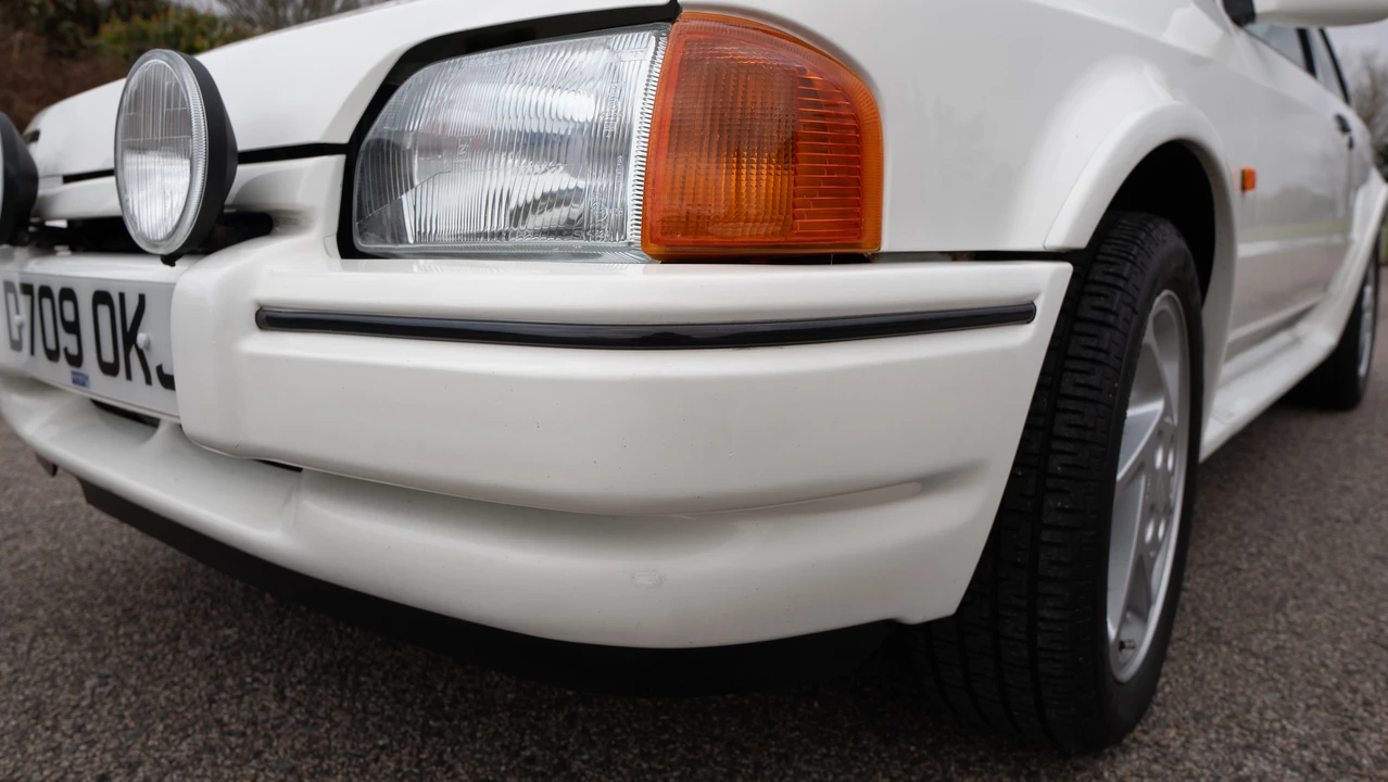 1987 Ford Escort - Image 17 of 31