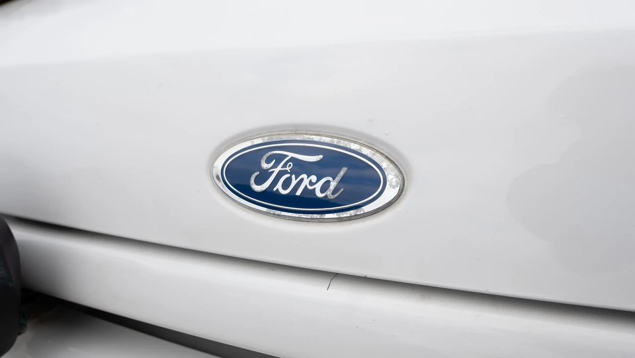1987 Ford Escort - Image 19 of 31