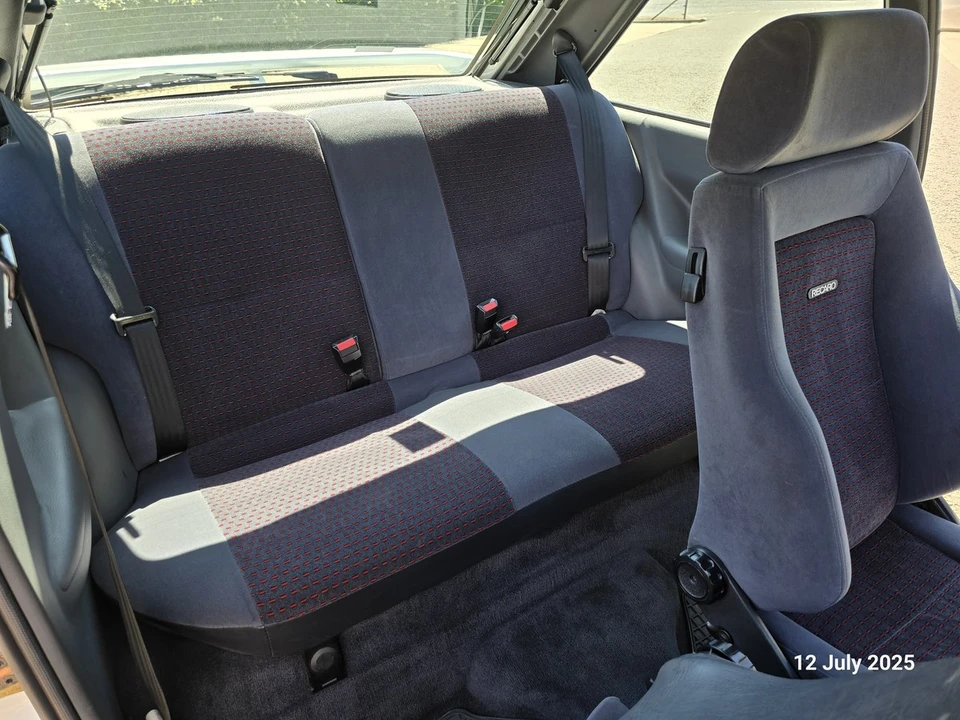 1987 Ford Escort - Image 19 of 30