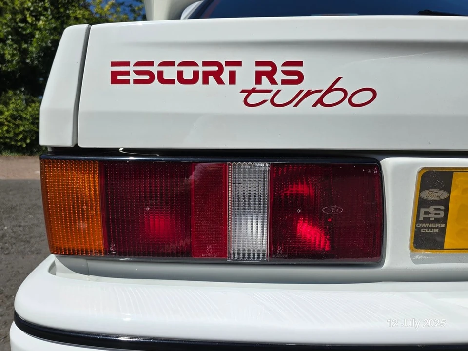 1987 Ford Escort - Image 27 of 30