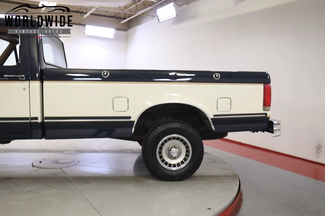 1987 Ford F-Series 8th Gen - Image 10 of 12