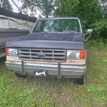 1987 Ford F-150 FX4 Pickup 4D 5 1/2 ft