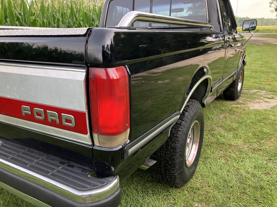 1987 Ford F-Series 8th Gen - Image 12 of 31
