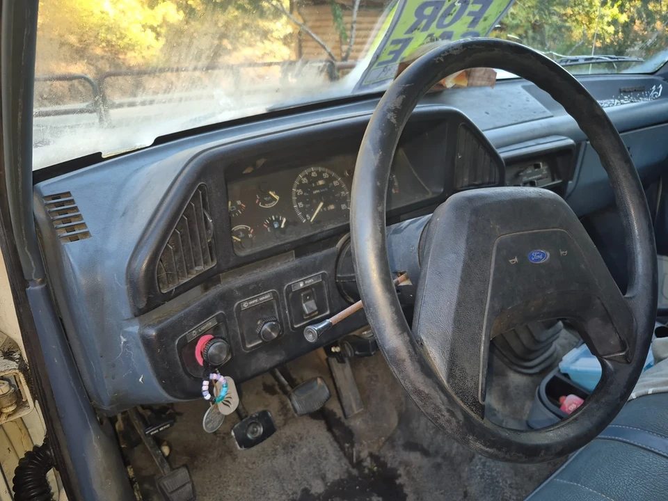 1987 Ford F-Series 8th Gen - Image 10 of 15