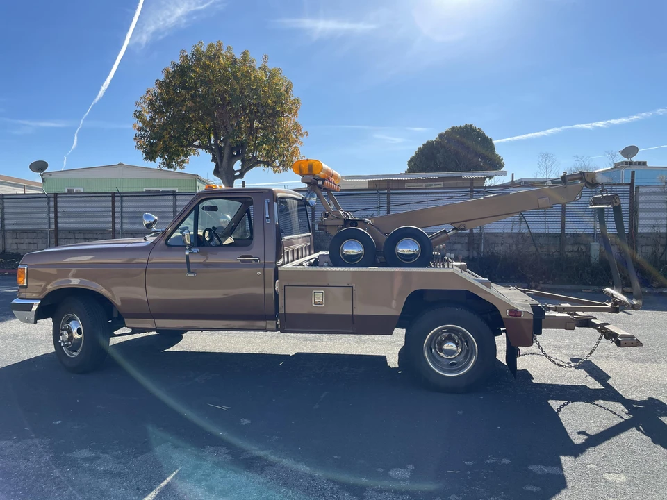 1987 Ford F-Series 8th Gen - Image 3 of 30