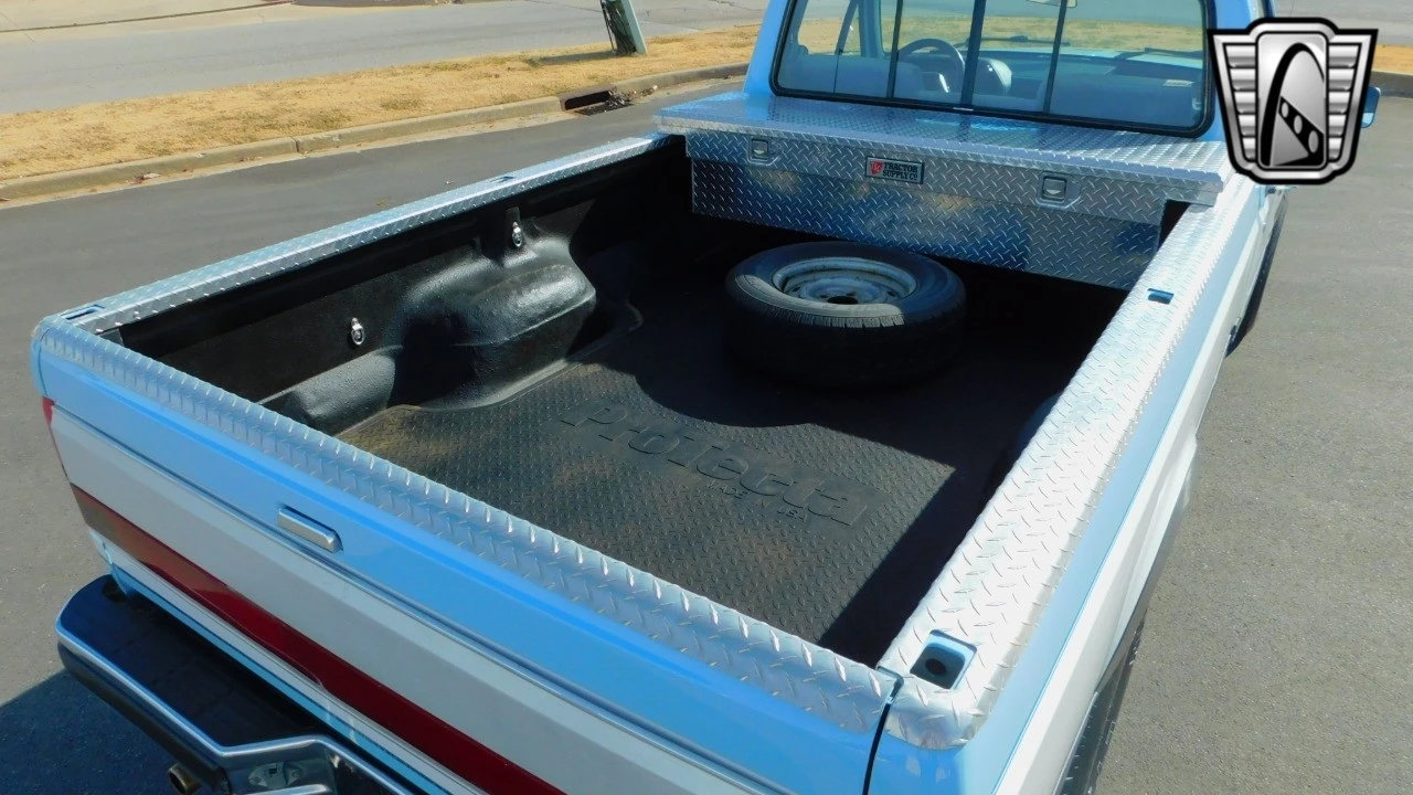 1987 Ford F-Series 8th Gen - Image 15 of 21