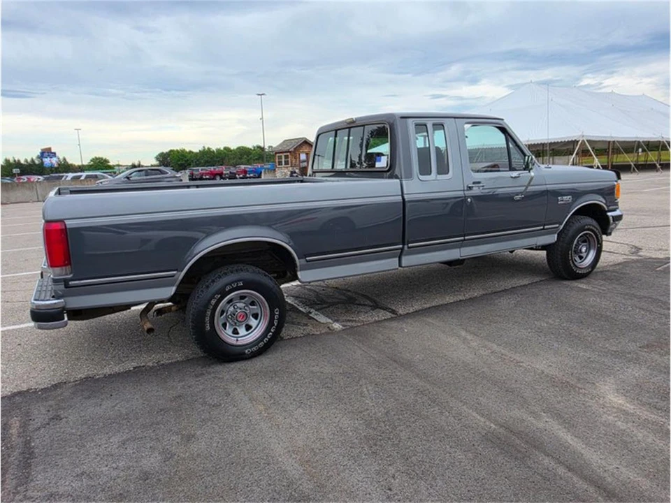 1987 Ford F-Series 8th Gen - Image 10 of 24