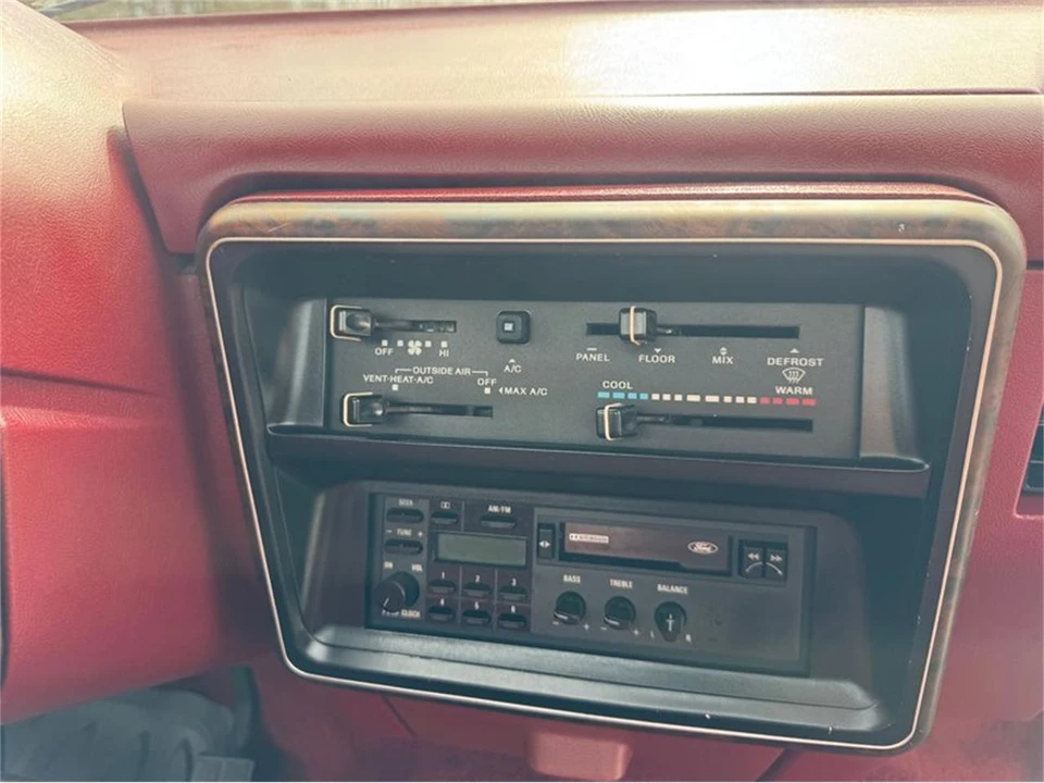 1987 Ford F-Series 8th Gen - Image 19 of 24