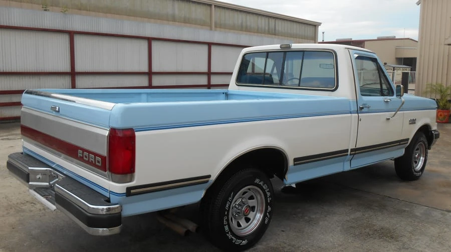 1987 Ford F-Series 8th Gen - Image 10 of 11