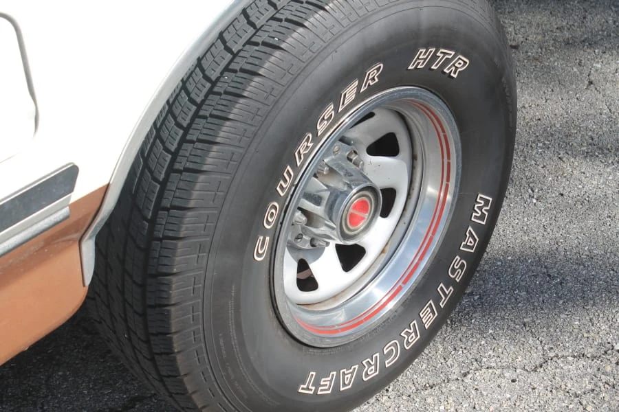 1987 Ford F-Series 8th Gen - Image 9 of 12
