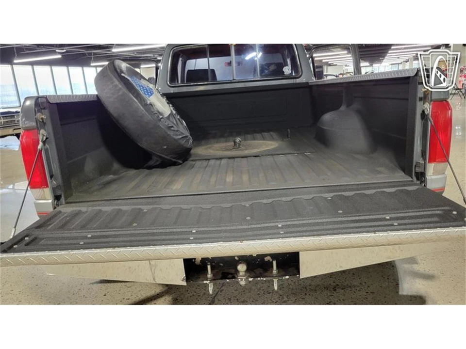 1987 Ford F-Series 8th Gen - Image 16 of 31