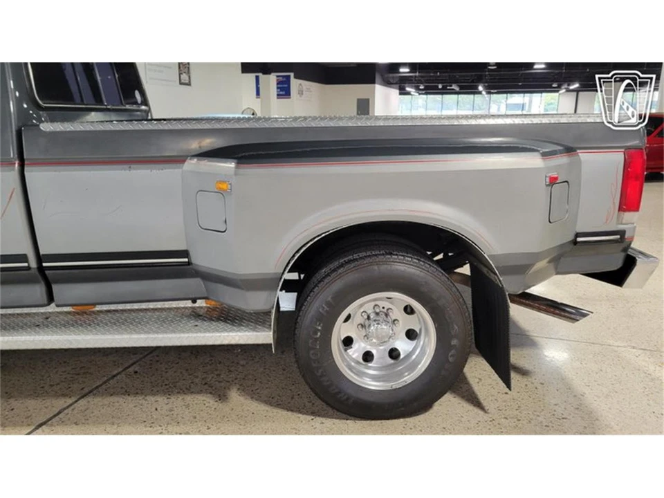 1987 Ford F-Series 8th Gen - Image 25 of 31