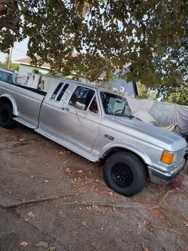 1987 Ford F250 Super Duty Crew Cab Lariat Pickup 4D 8 ft