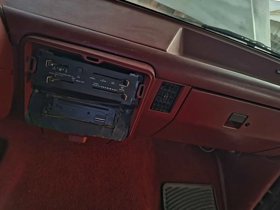 1987 Ford F-Series 8th Gen - Image 15 of 18