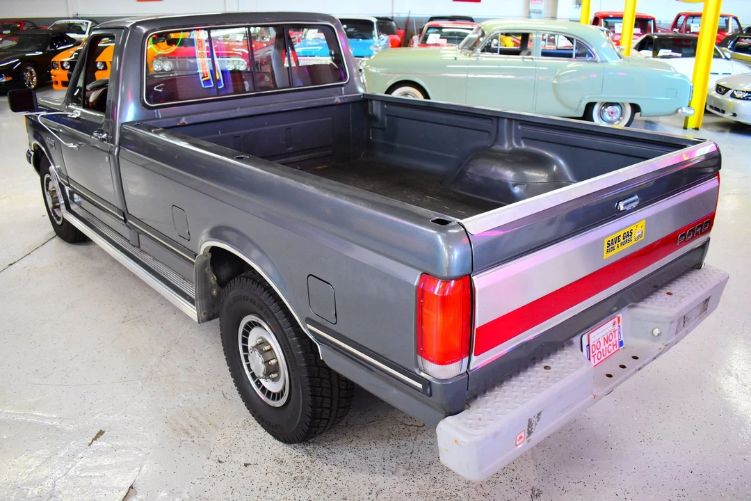 1987 Ford F-Series 8th Gen - Image 16 of 20