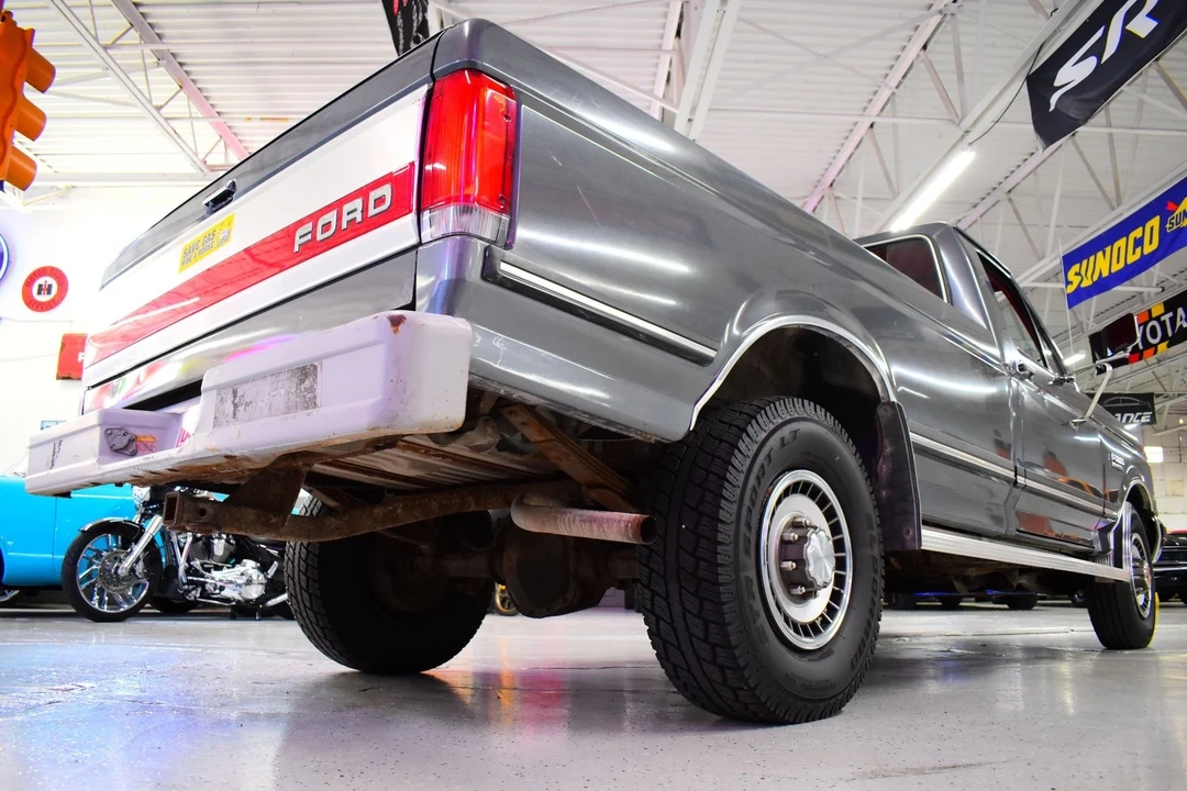 1987 Ford F-Series 8th Gen - Image 11 of 20