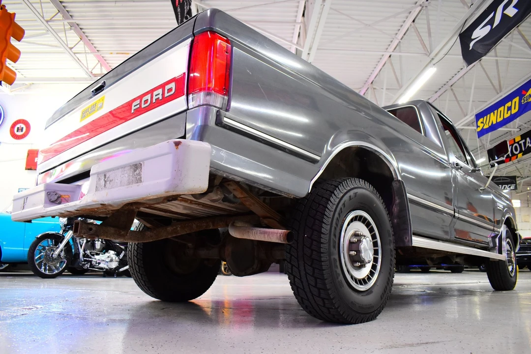 1987 Ford F-Series 8th Gen - Image 11 of 20