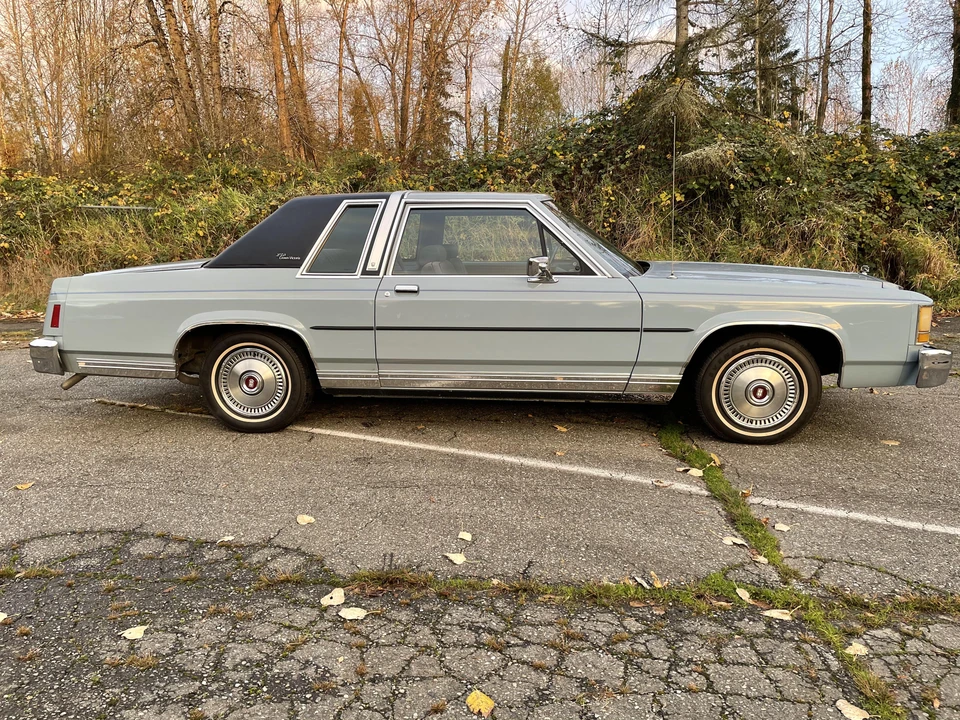 1987 Ford LTD - Image 10 of 31