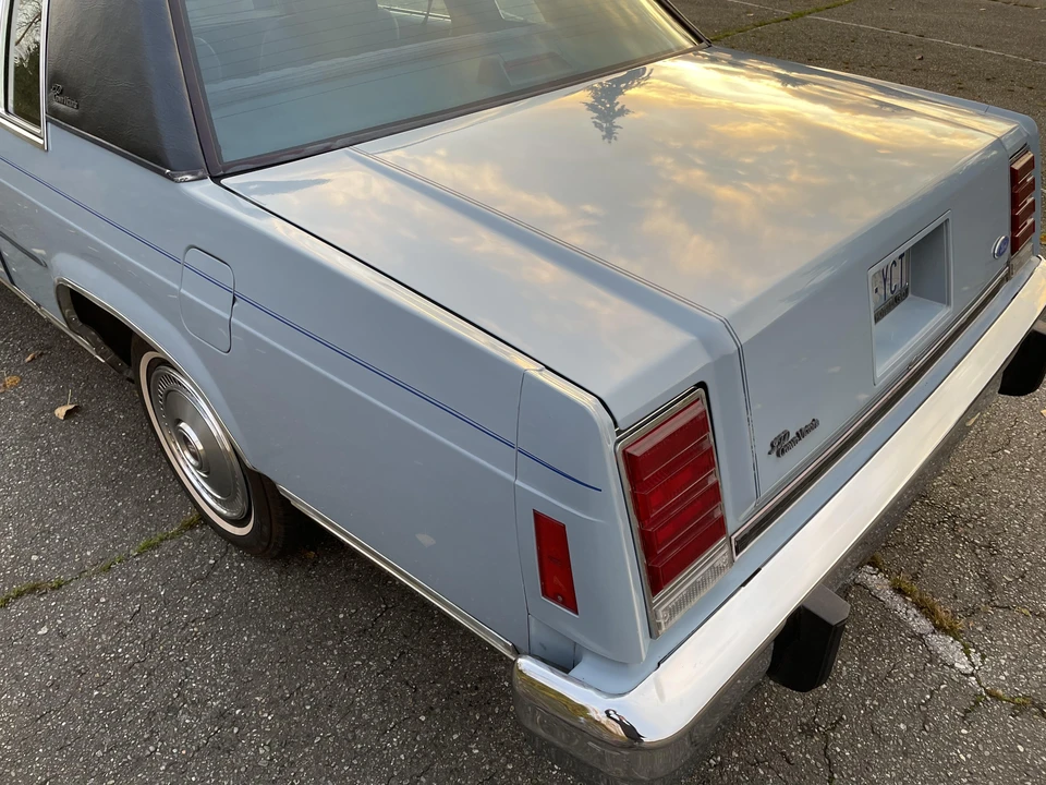 1987 Ford LTD - Image 29 of 31