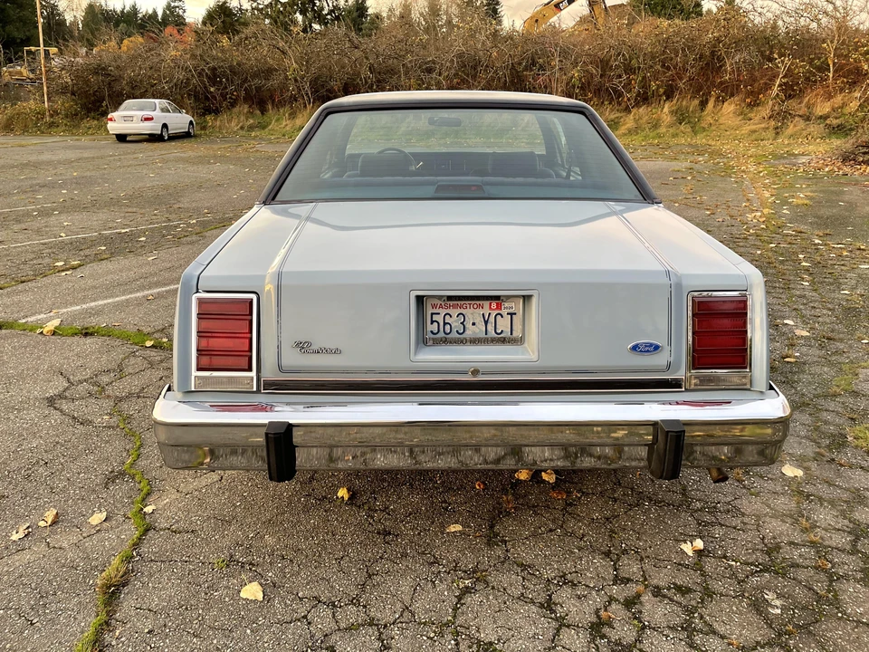 1987 Ford LTD - Image 7 of 31