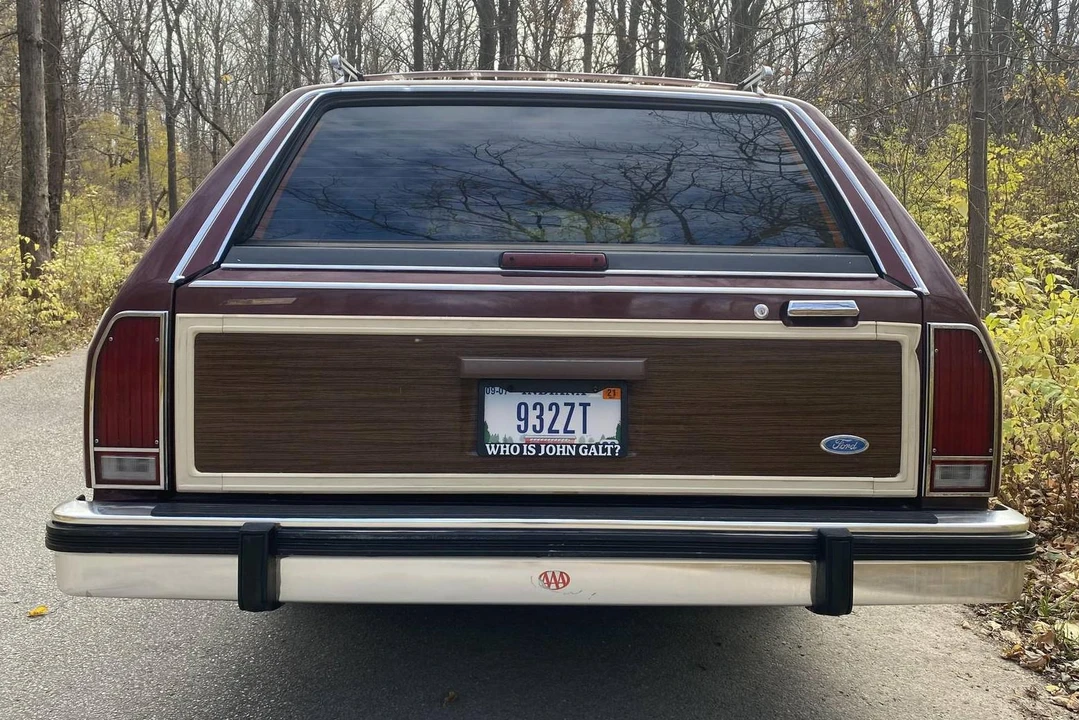 1987 Ford Country Squire - Image 5 of 31