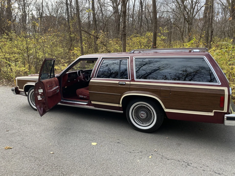 1987 Ford Country Squire - Image 9 of 31