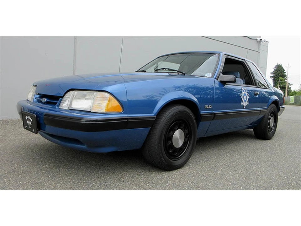 1987 Ford Mustang 3rd Gen - Image 3 of 31