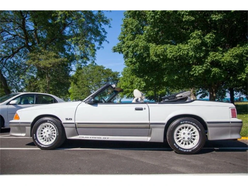 1987 Ford Mustang 3rd Gen - Image 3 of 18