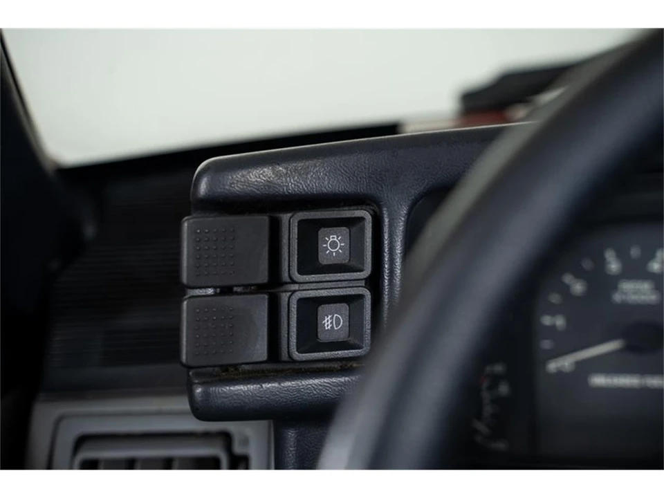 1987 Ford Mustang 3rd Gen - Image 27 of 31