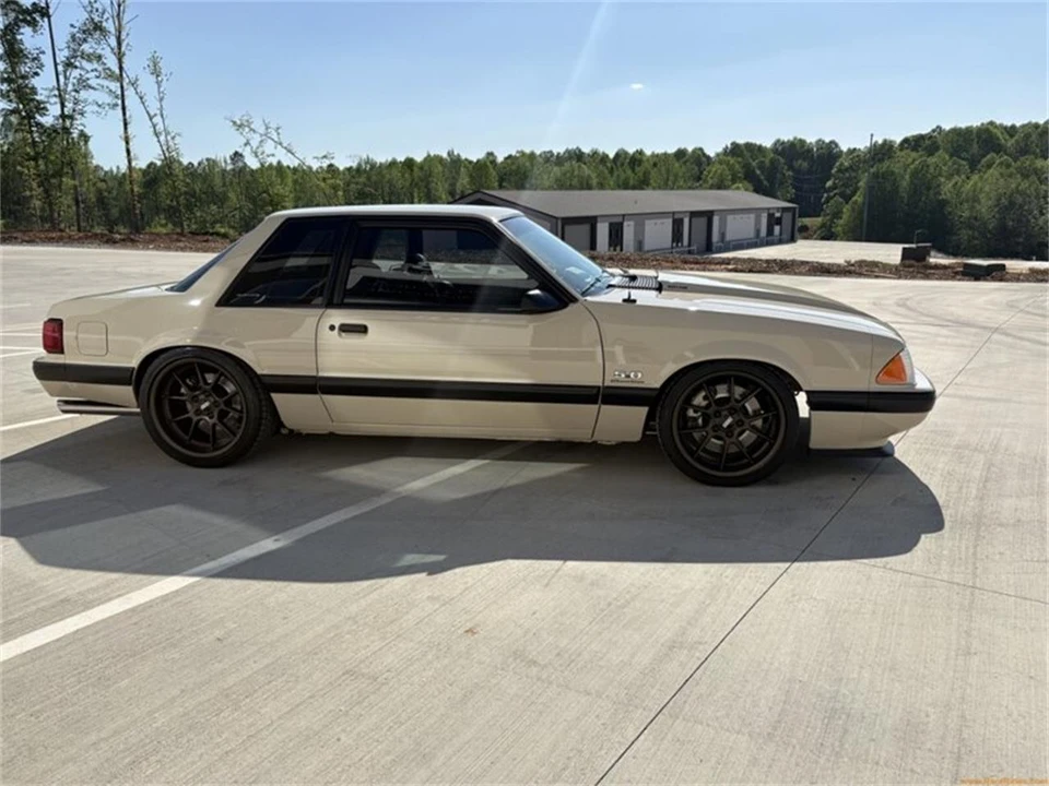 1987 Ford Mustang 3rd Gen - Image 19 of 31