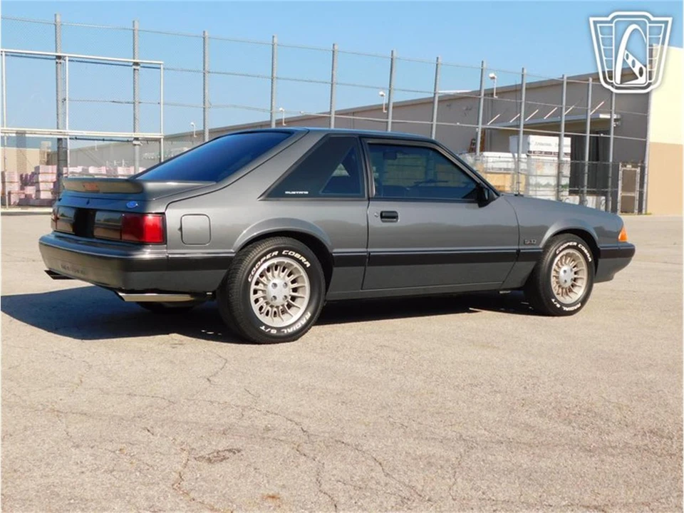 1987 Ford Mustang 3rd Gen - Image 27 of 31